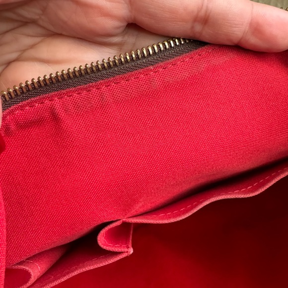 Louis Vuitton Bloomsbury GM*PRICE is FIRM* - Picture 8 of 16